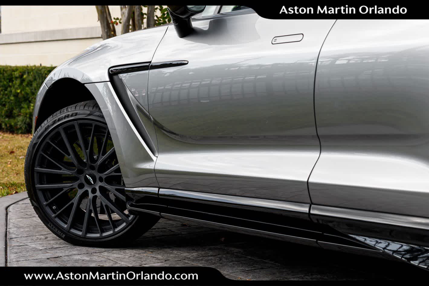 2026 Aston Martin DBX 707