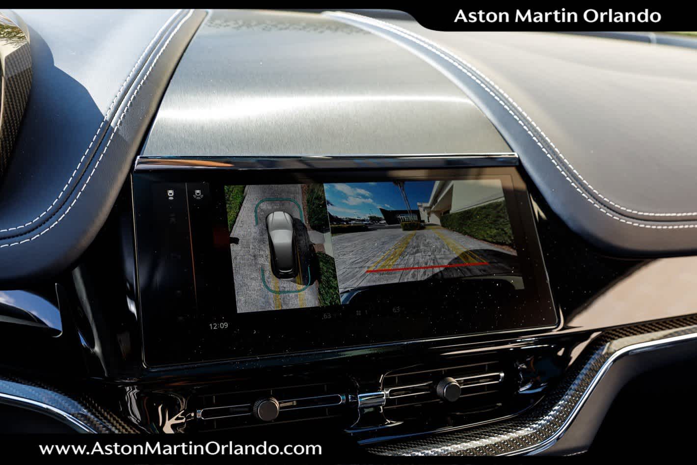 2026 Aston Martin DBX 707