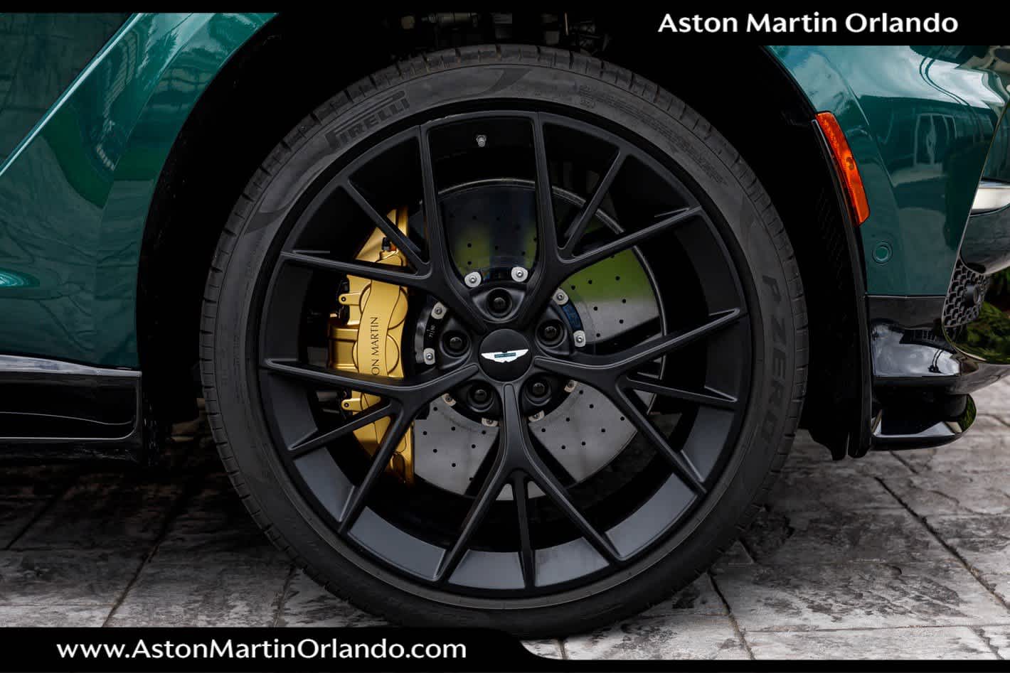 2025 Aston Martin DBX 707