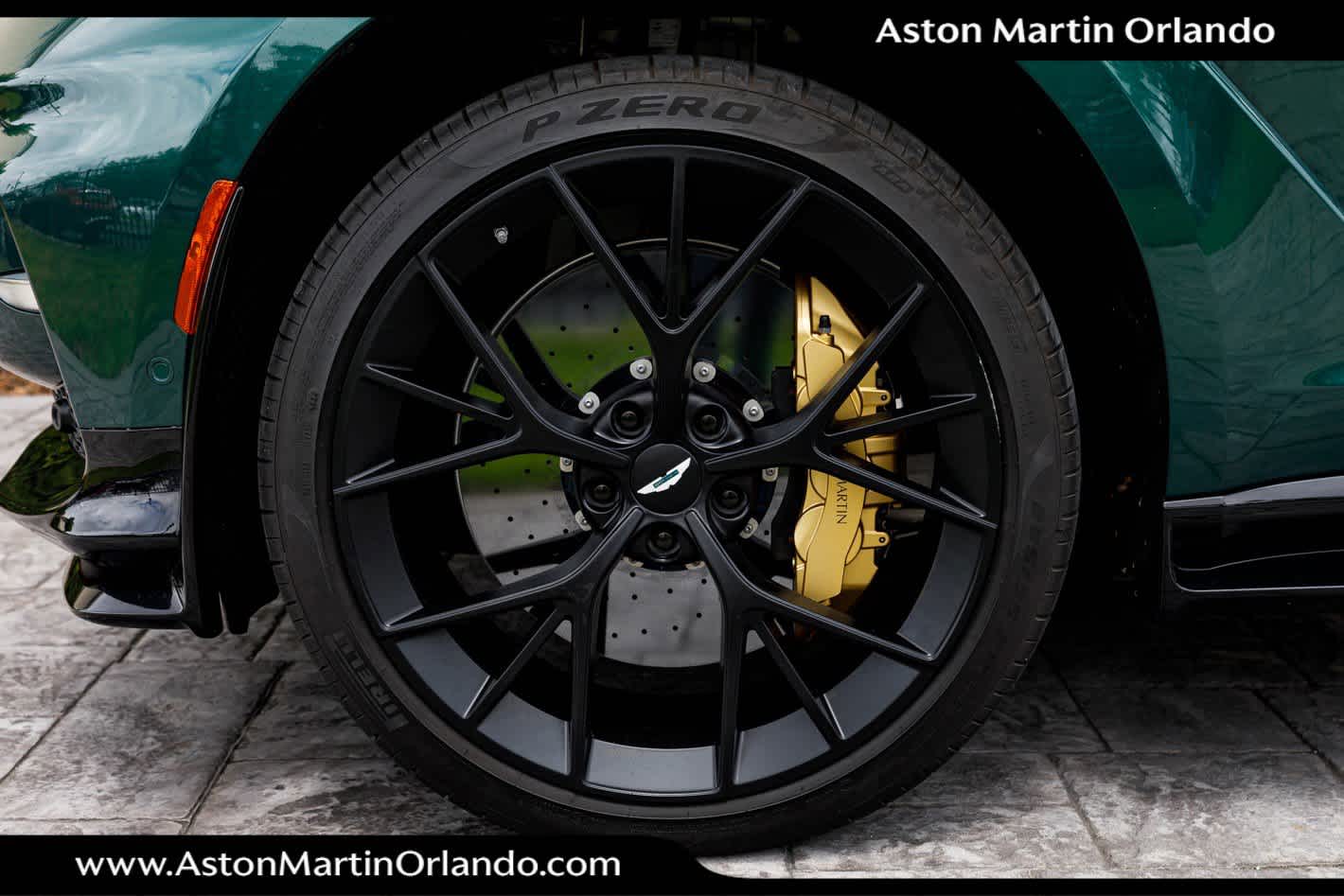 2025 Aston Martin DBX 707