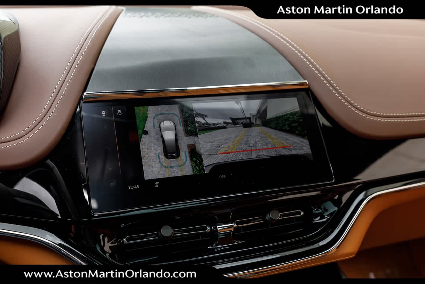 2025 Aston Martin DBX 707