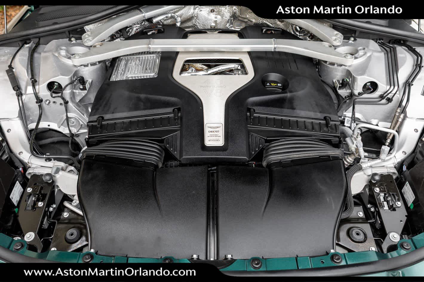 2025 Aston Martin DBX 707