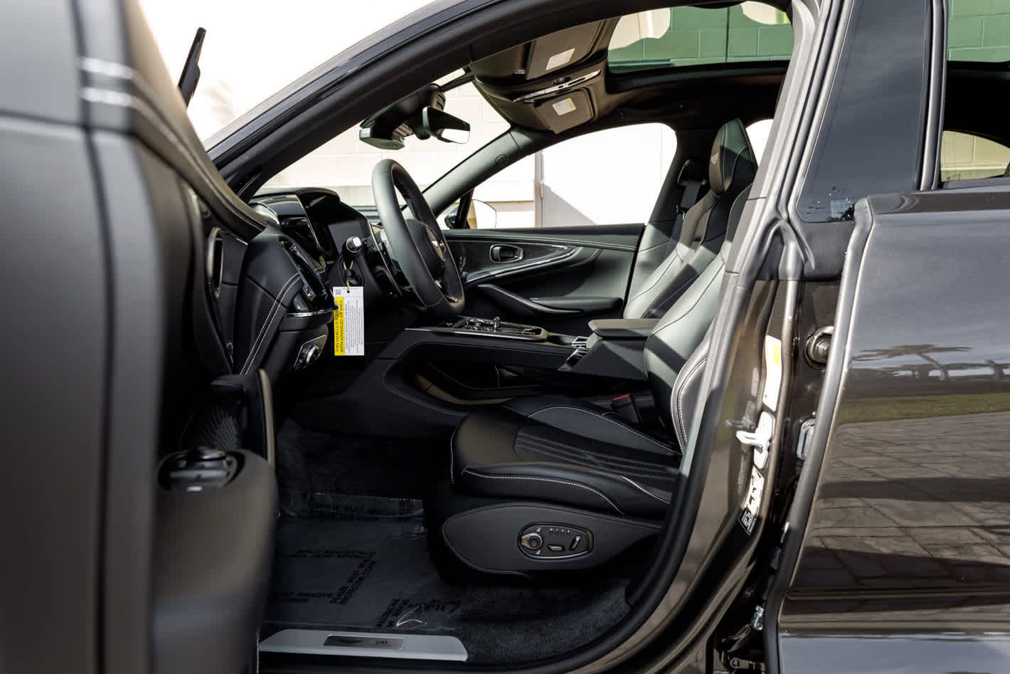 2026 Aston Martin DBX 707