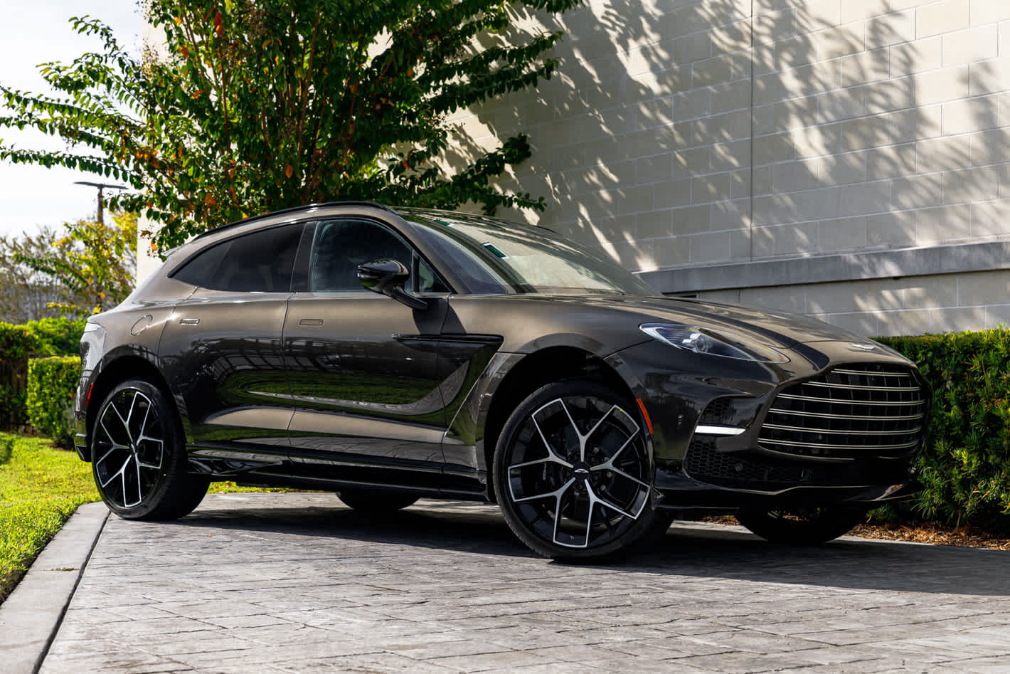 2026 Aston Martin DBX 707