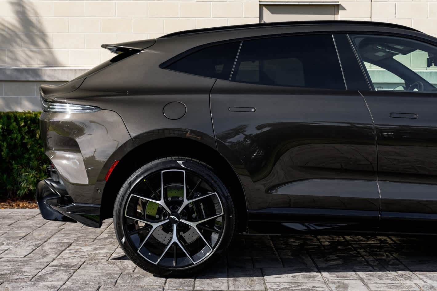 2026 Aston Martin DBX 707