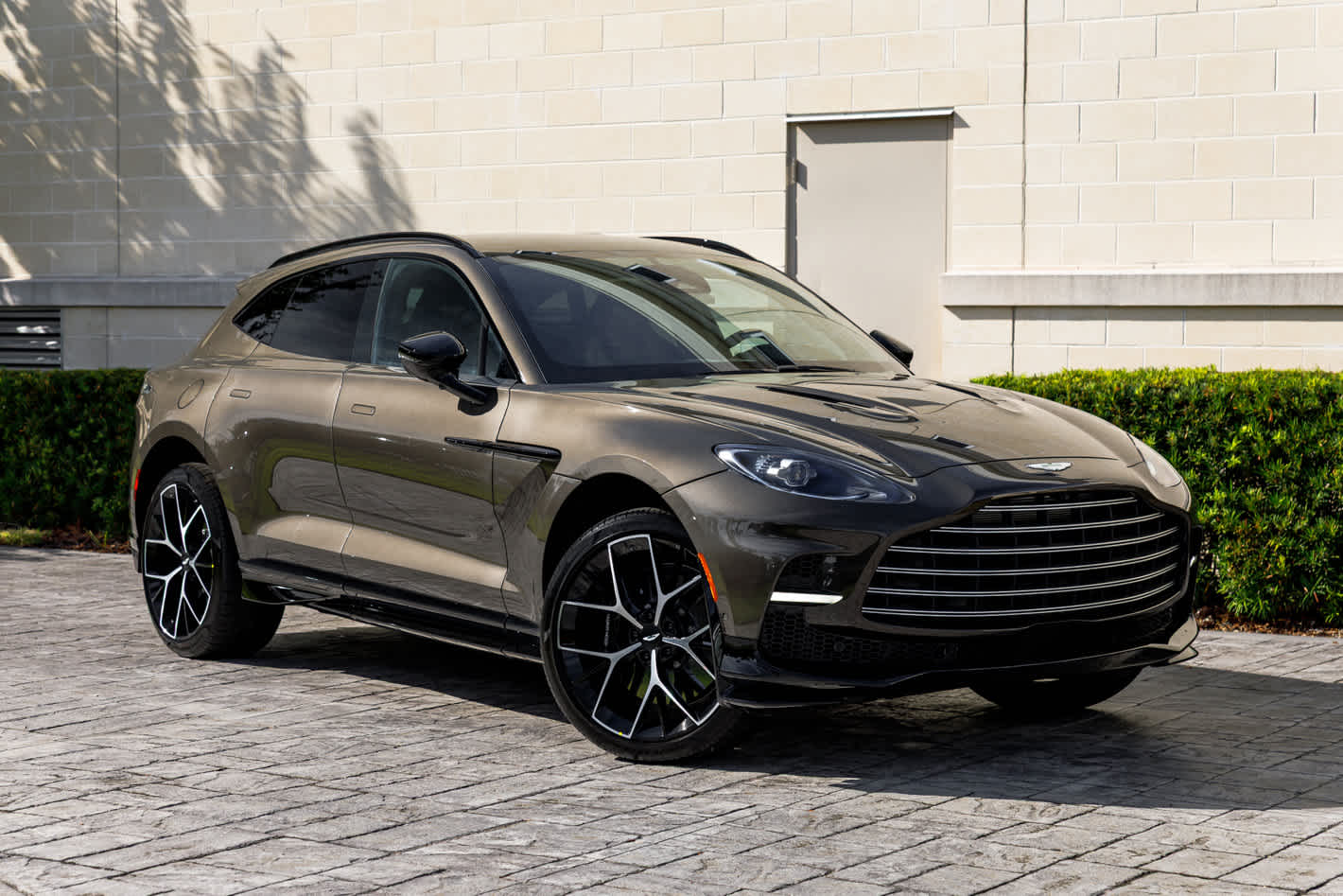 2026 Aston Martin DBX 707