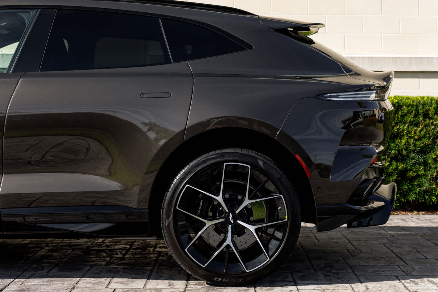 2026 Aston Martin DBX 707