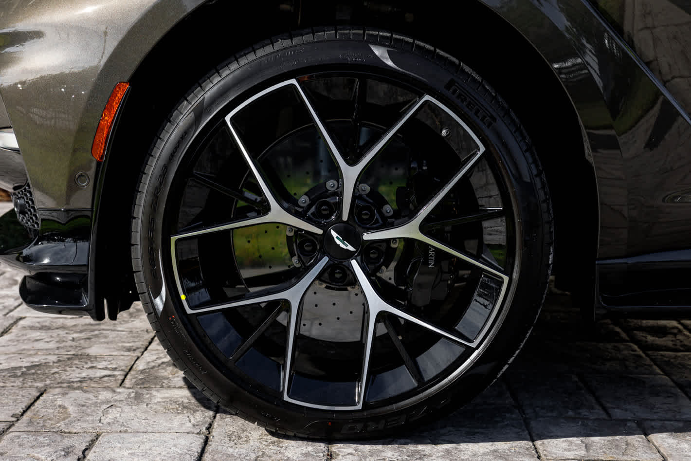 2026 Aston Martin DBX 707