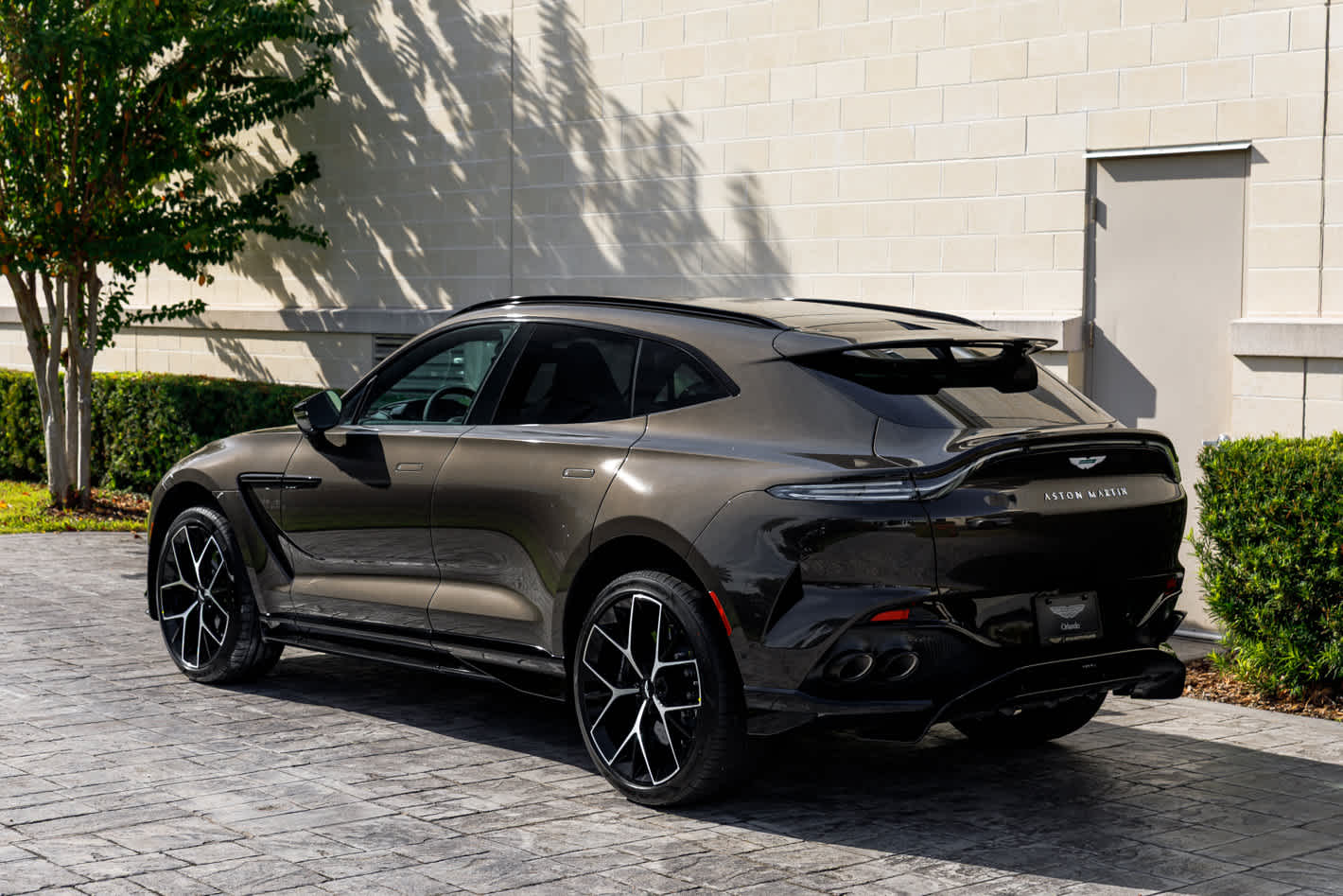 2026 Aston Martin DBX 707