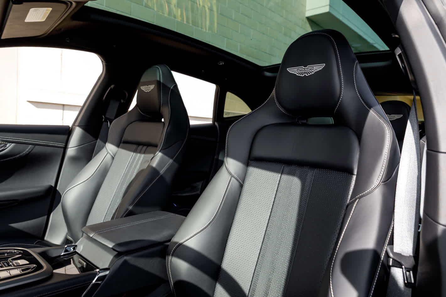 2026 Aston Martin DBX 707