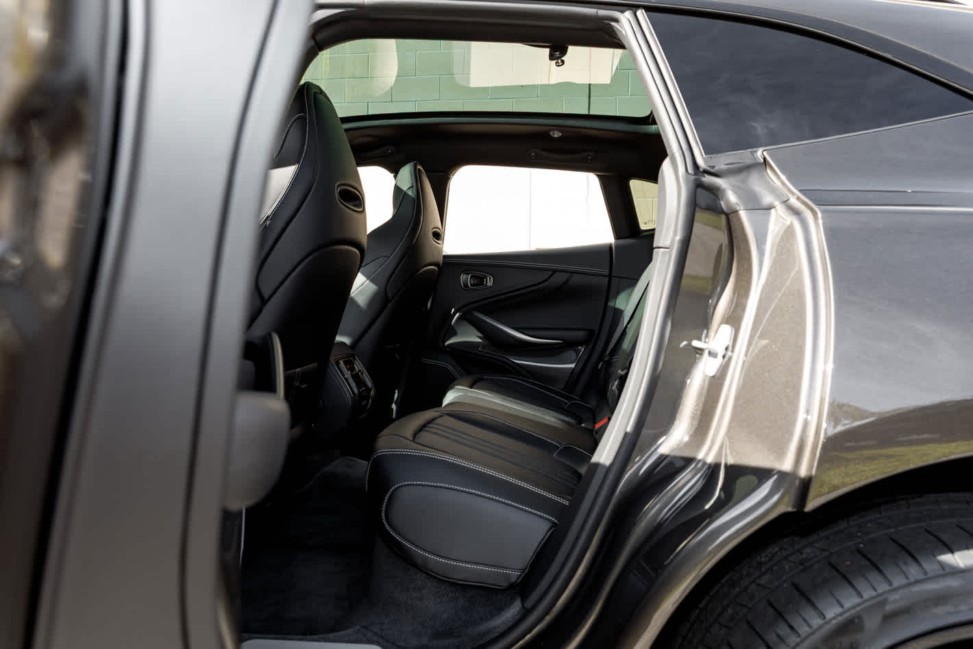 2026 Aston Martin DBX 707