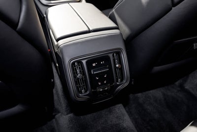 2026 Aston Martin DBX 707