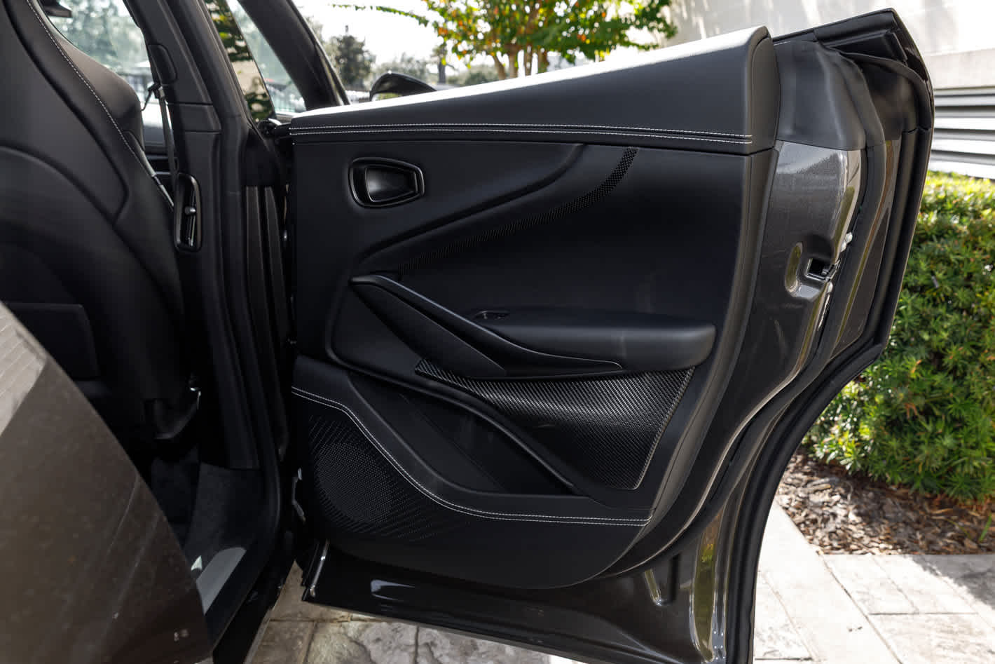 2026 Aston Martin DBX 707