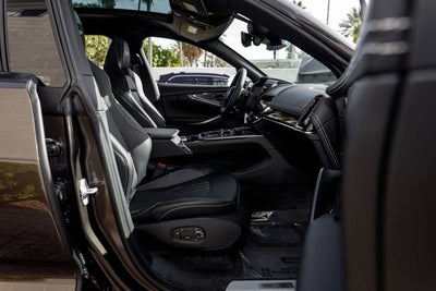 2026 Aston Martin DBX 707