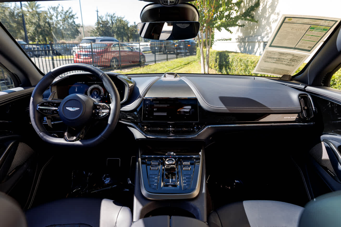 2025 Aston Martin DBX 707