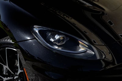 2025 Aston Martin DBX 707