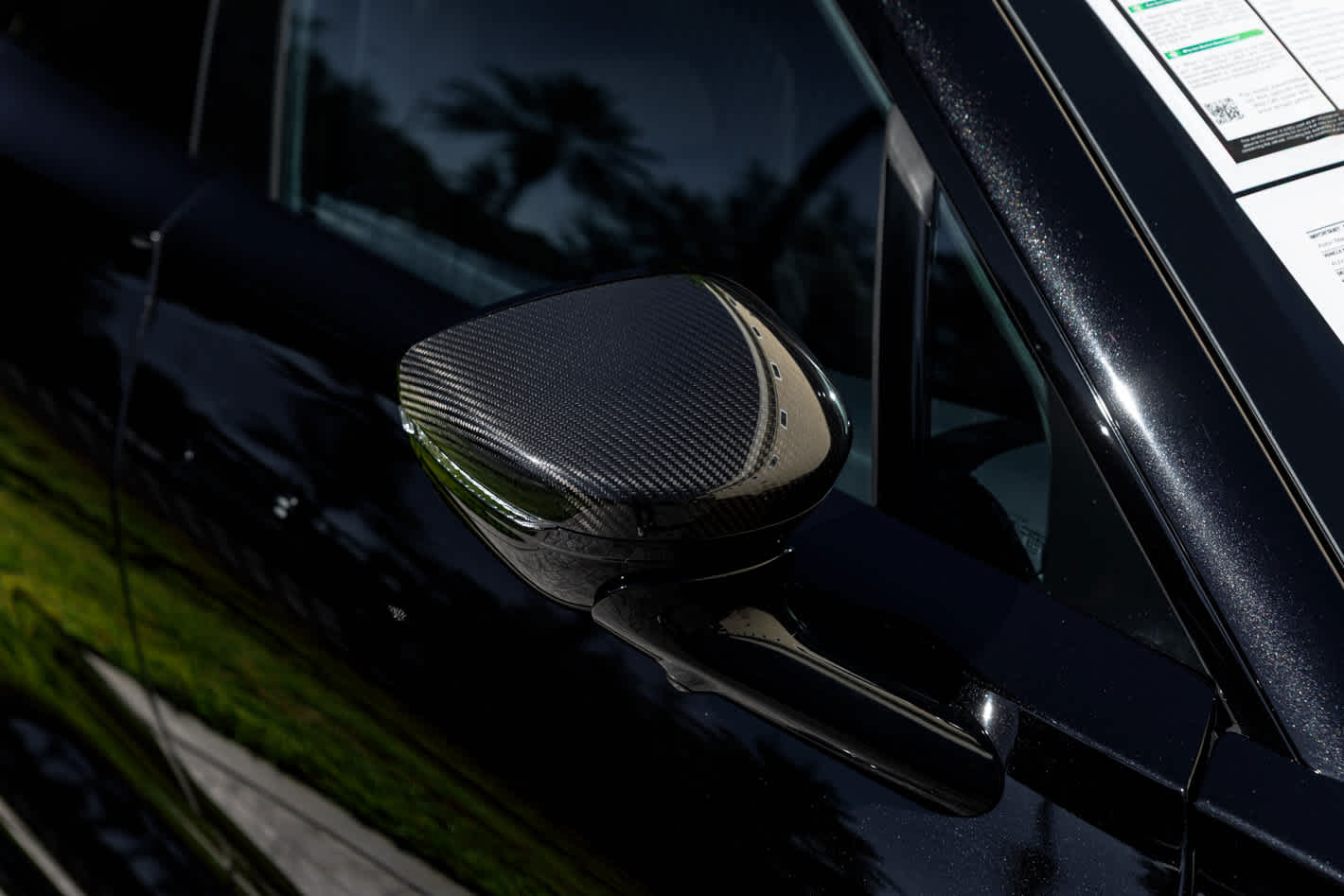 2025 Aston Martin DBX 707