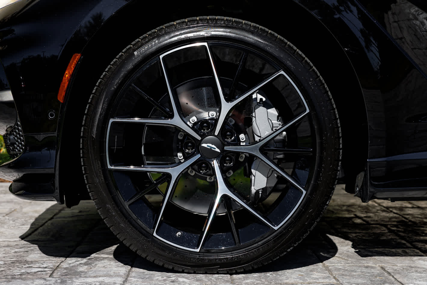 2025 Aston Martin DBX 707