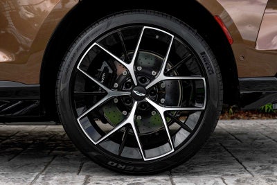 2025 Aston Martin DBX 707