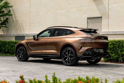 2025 Aston Martin DBX 707