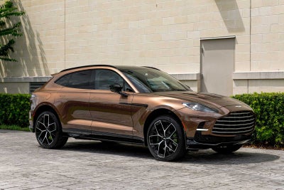2025 Aston Martin DBX 707