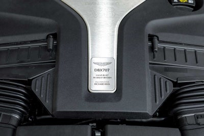 2025 Aston Martin DBX 707