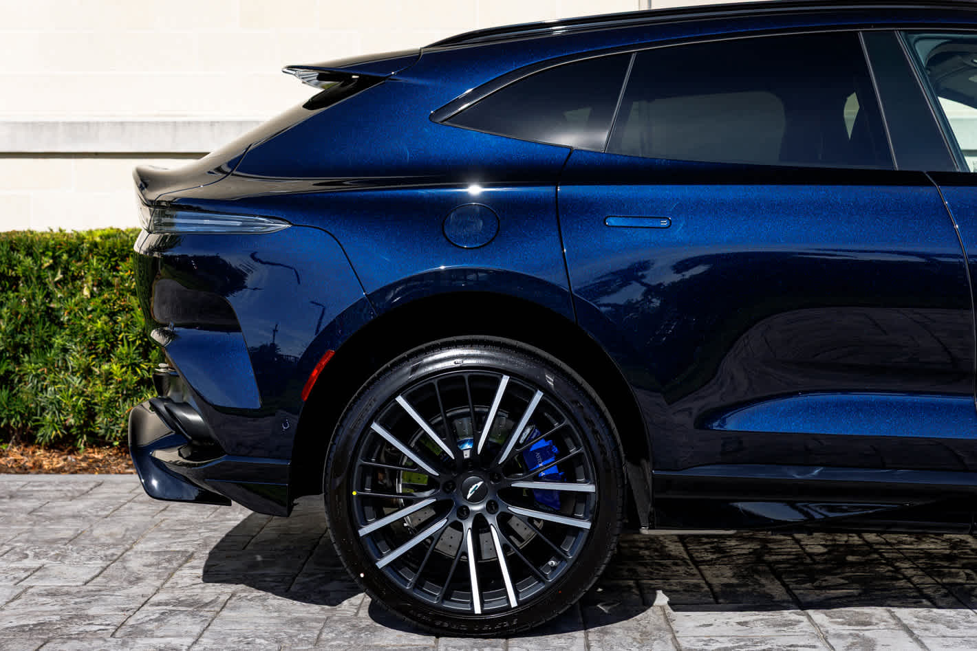 2026 Aston Martin DBX 707