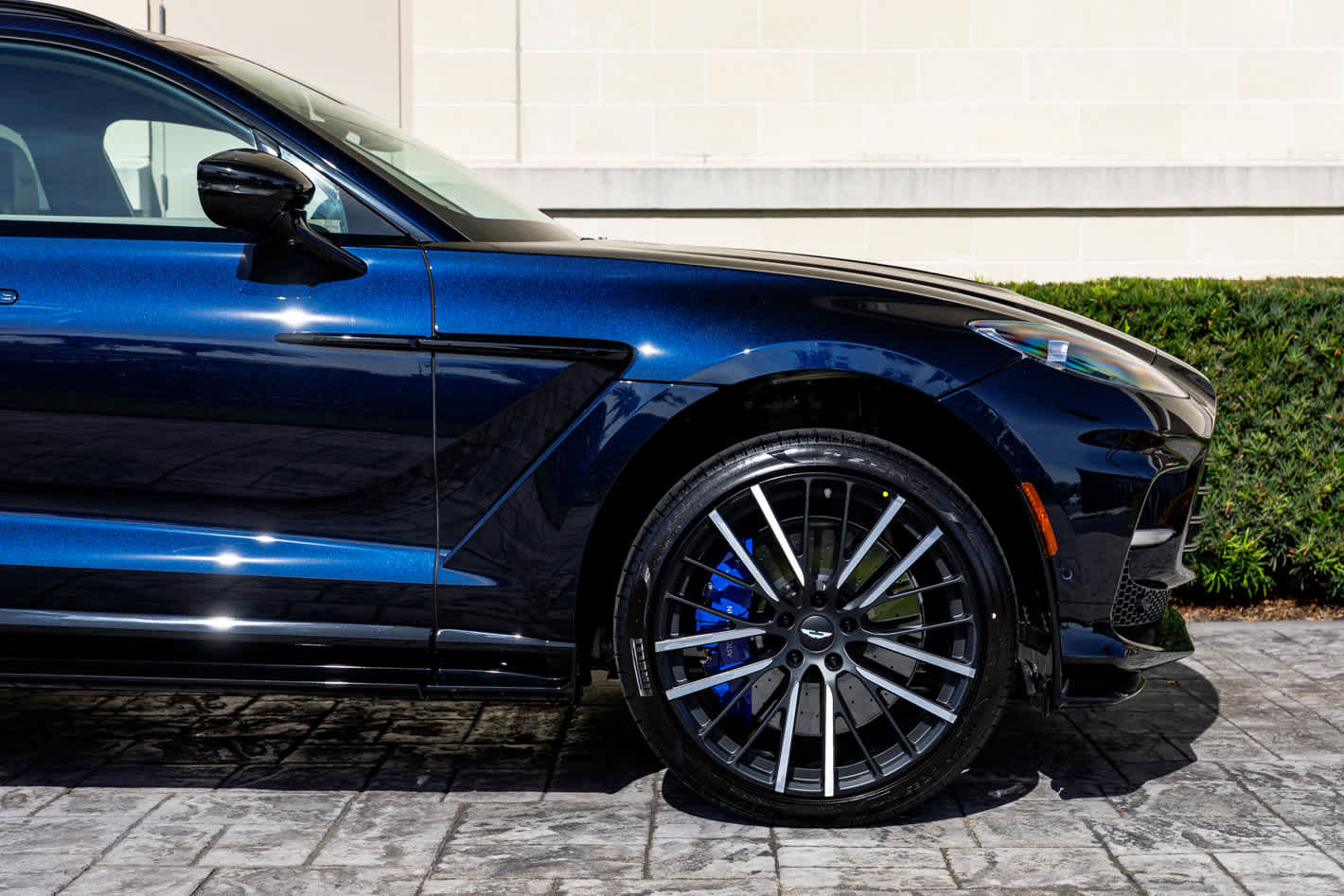 2026 Aston Martin DBX 707