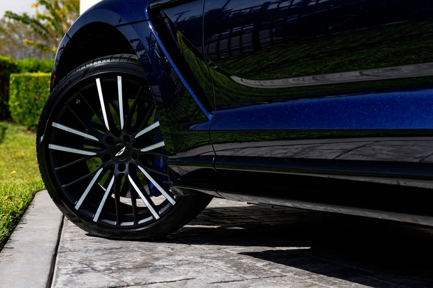 2026 Aston Martin DBX 707