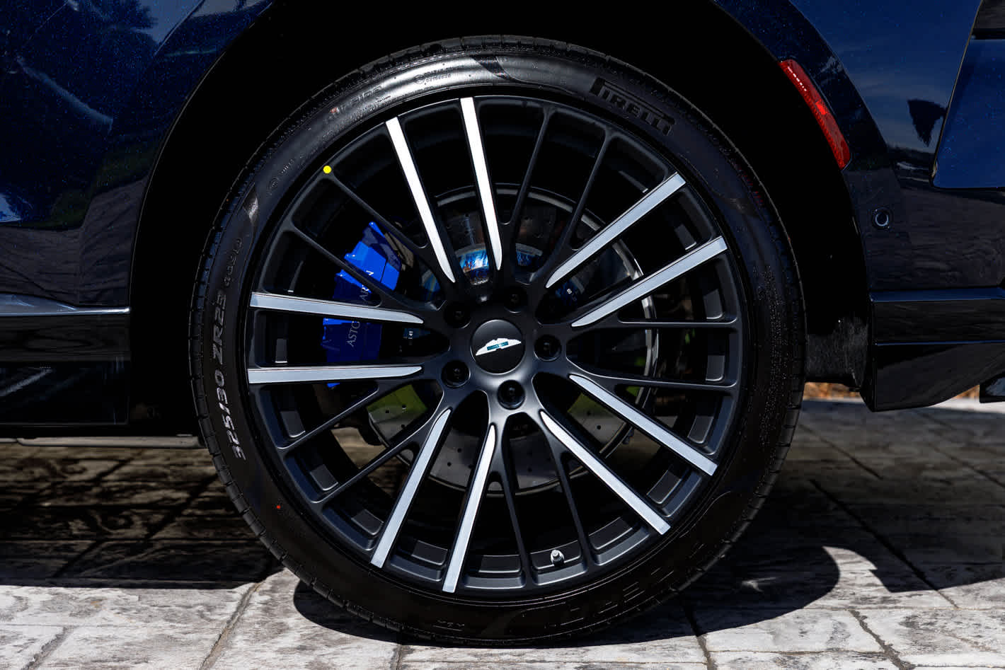 2026 Aston Martin DBX 707