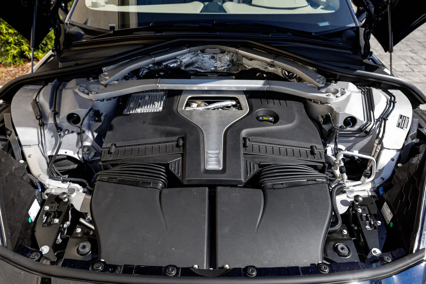 2026 Aston Martin DBX 707