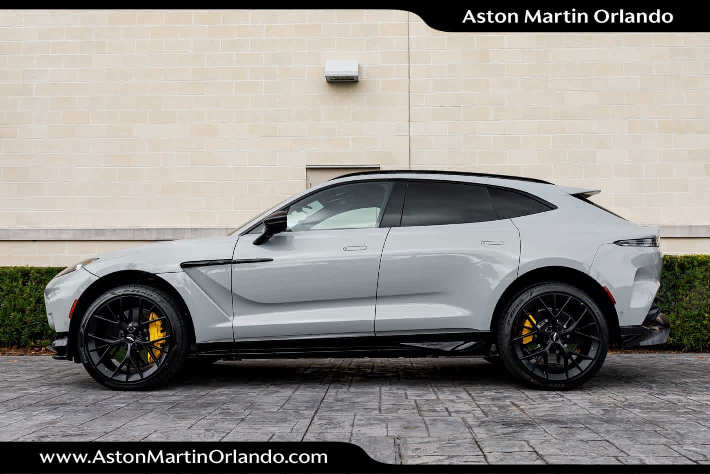 2026 Aston Martin DBX 707