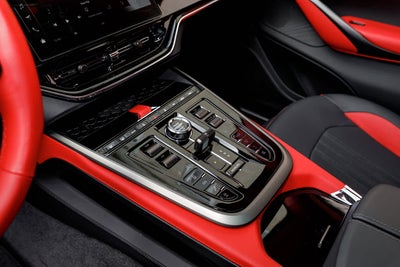 2025 Aston Martin DBX 707