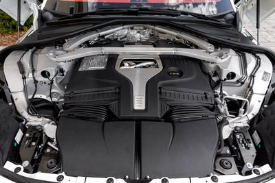 2025 Aston Martin DBX 707