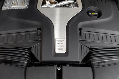 2025 Aston Martin DBX 707