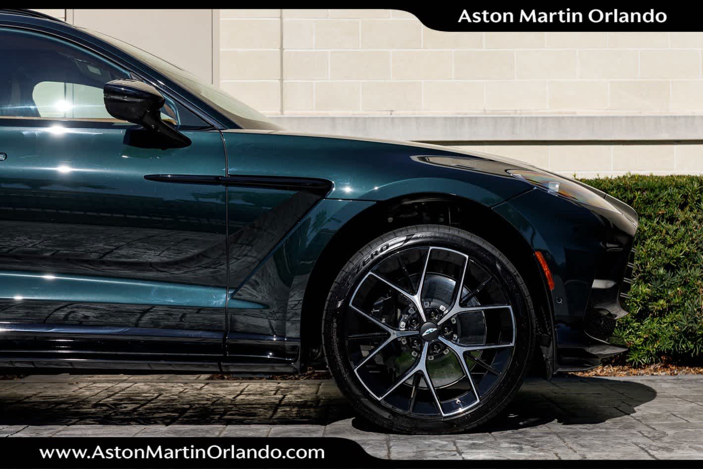 2026 Aston Martin DBX 707