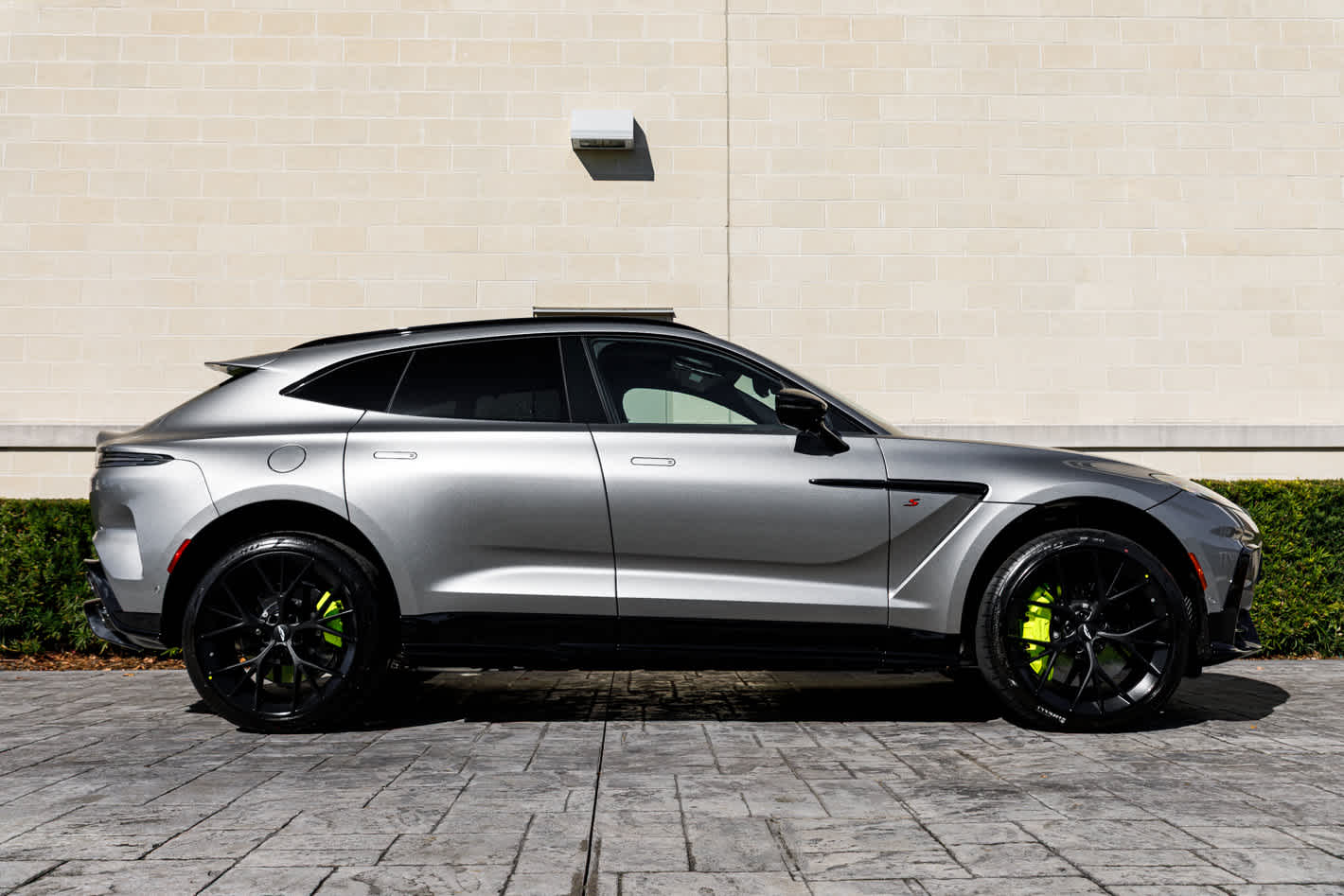 2026 Aston Martin DBX S