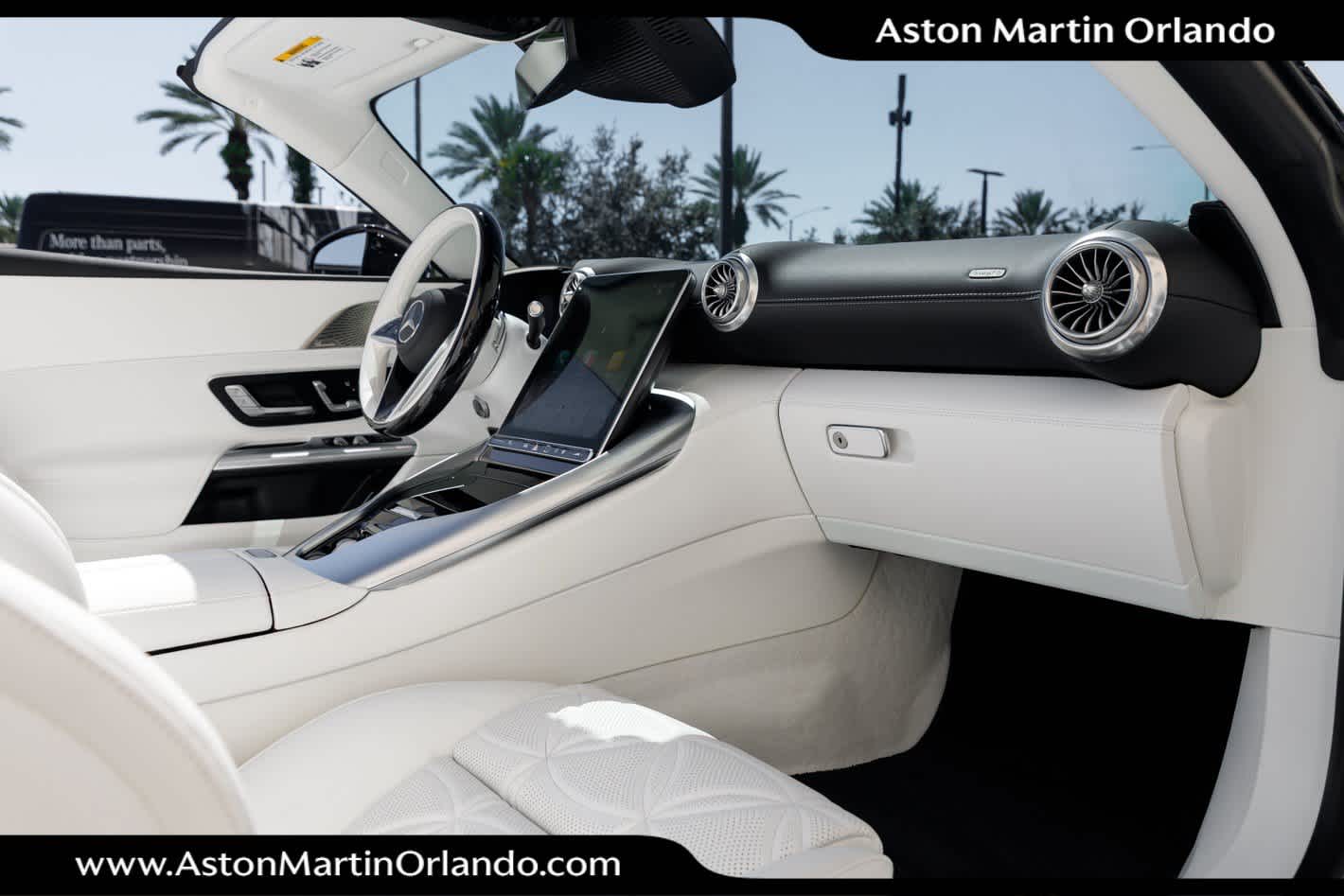 2026 Mercedes-Benz Maybach SL 680 Maybach SL 680 Monogram Series