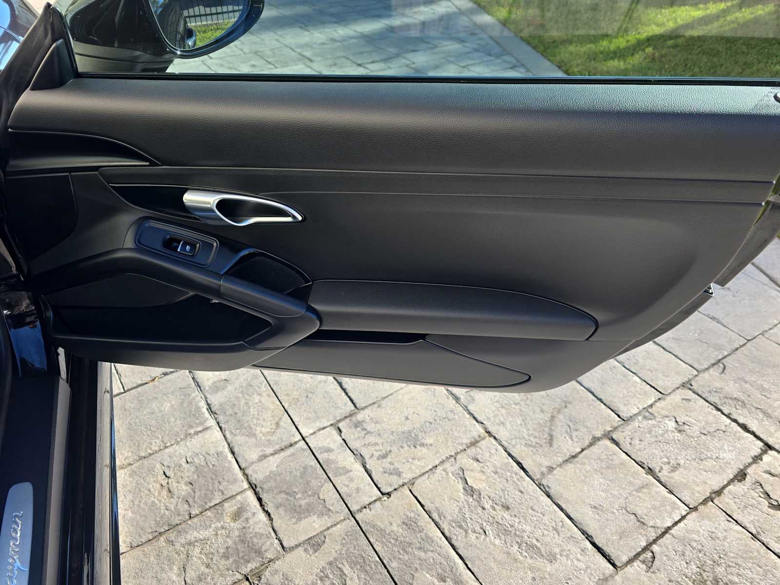 2019 Porsche 718 Cayman Base