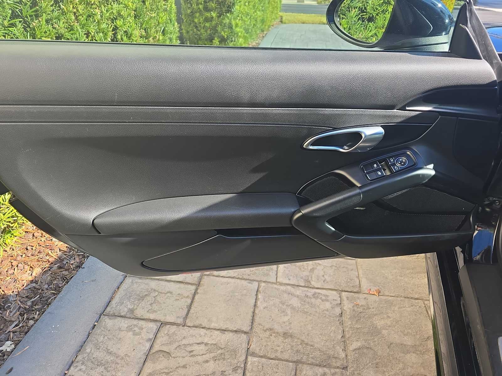 2019 Porsche 718 Cayman Base