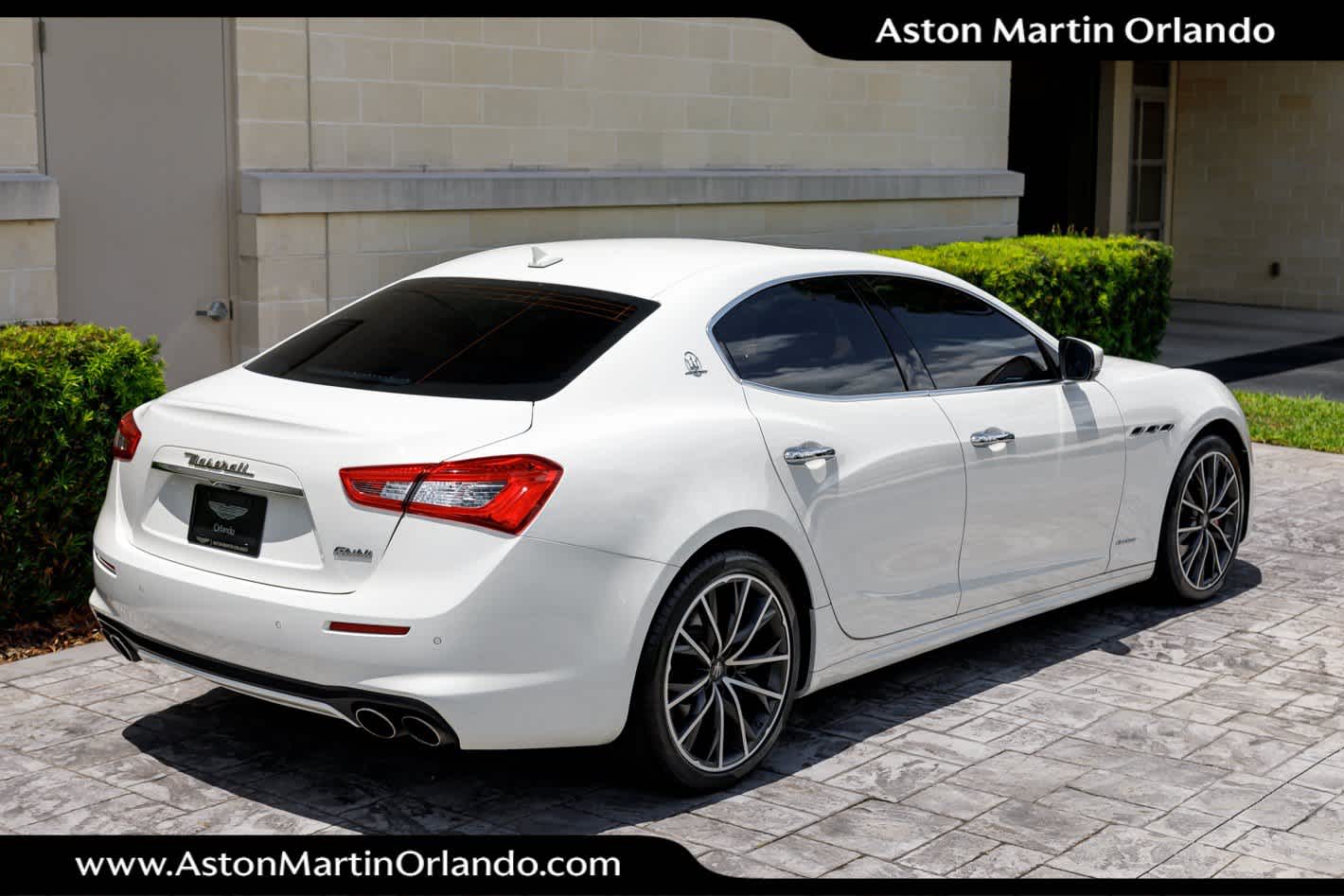2020 Maserati Ghibli GranLusso