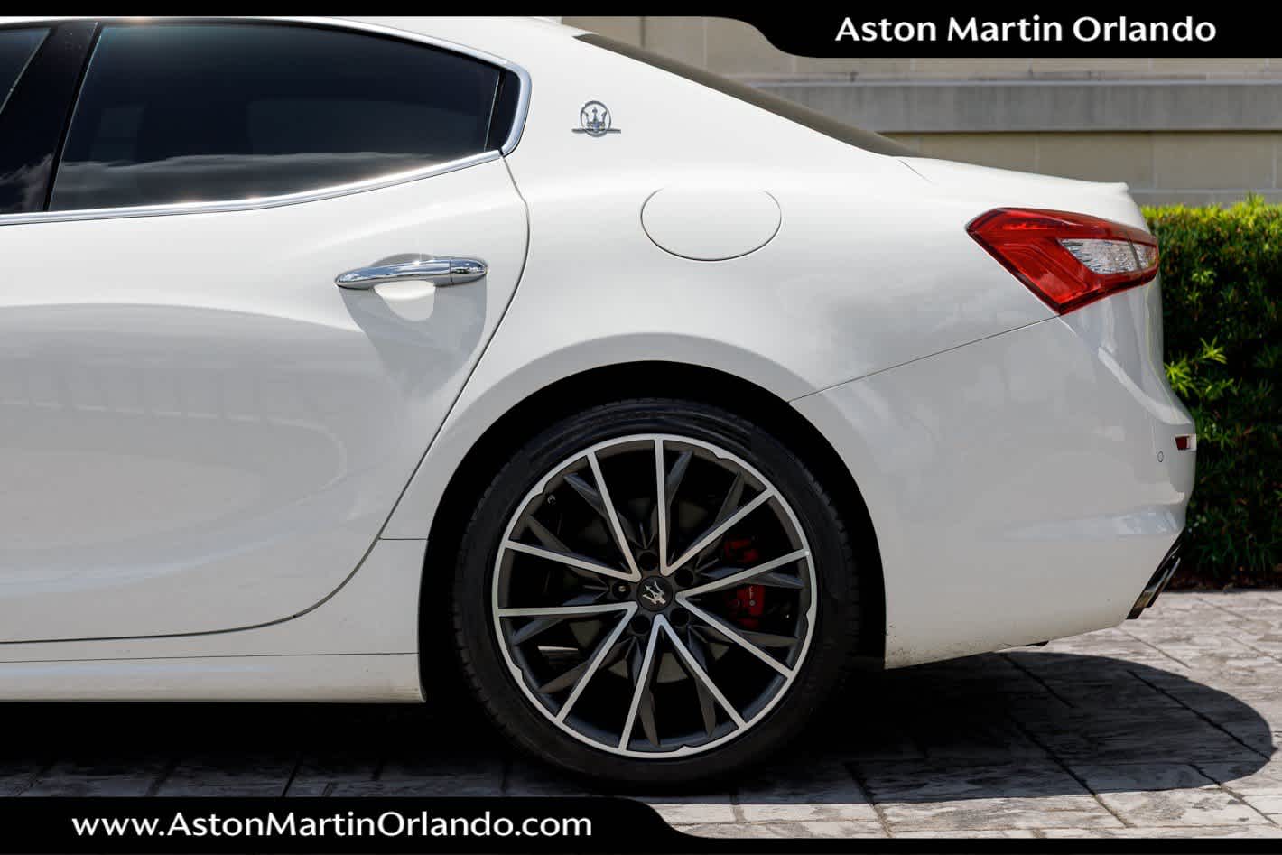 2020 Maserati Ghibli GranLusso
