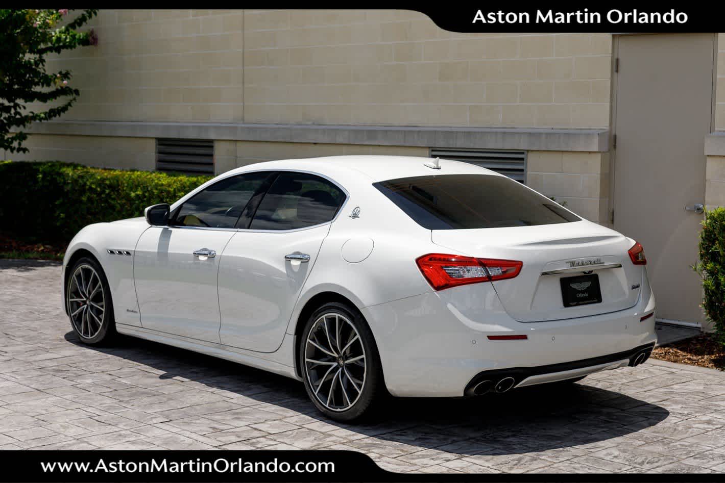 2020 Maserati Ghibli GranLusso