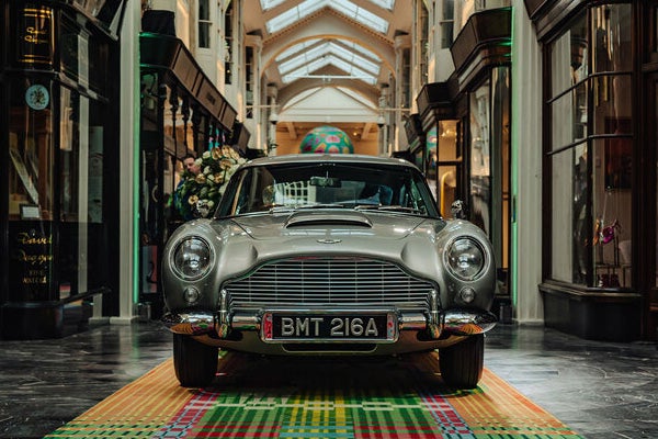 HOUSE OF Q HOUSE OF Q