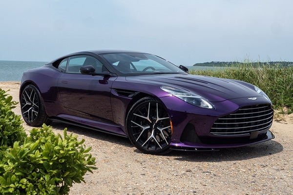 2024 Aston-Martin DB 12 2024 Aston-Martin DB 12